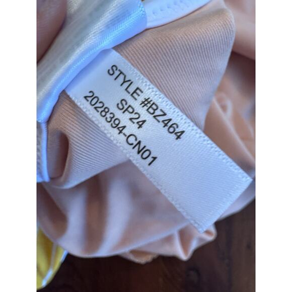 J Crew Scoopneck one-piece swimsuit in Stripe Sunflower Yellow Womens Sz 18 NWT - Picture 16 of 16